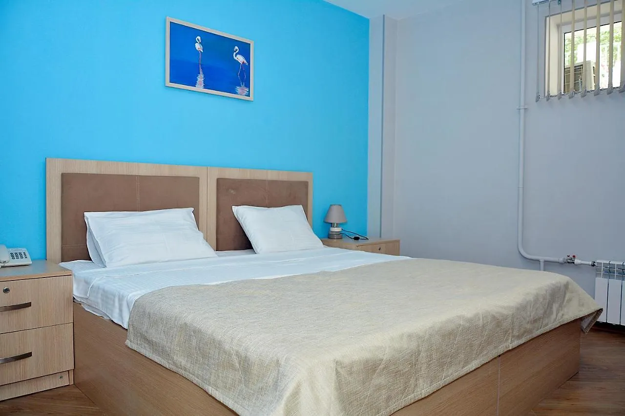 Flamingo Hotel Baku 3*,